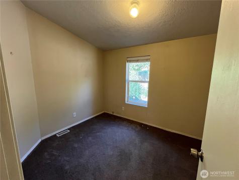 920 Castle Avenue Winthrop WA 98862