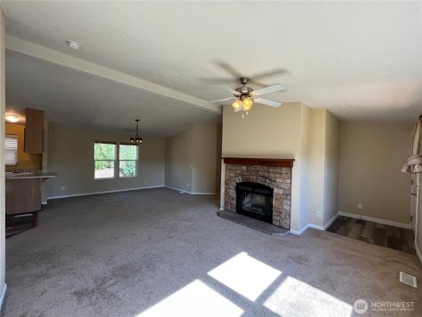 920 Castle Avenue Winthrop WA 98862