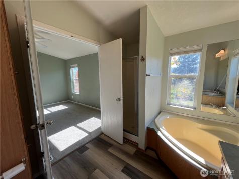 920 Castle Avenue Winthrop WA 98862