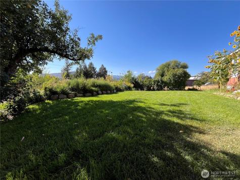 920 Castle Avenue Winthrop WA 98862