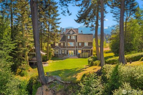 1744 Gasman Road Port Angeles WA 98362