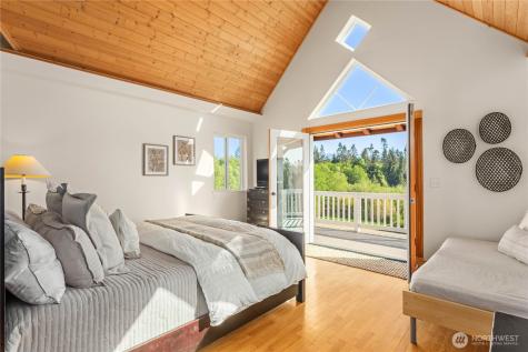 1744 Gasman Road Port Angeles WA 98362