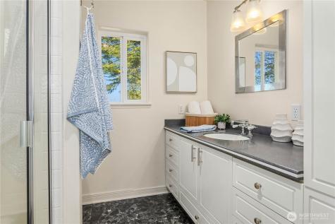 1744 Gasman Road Port Angeles WA 98362