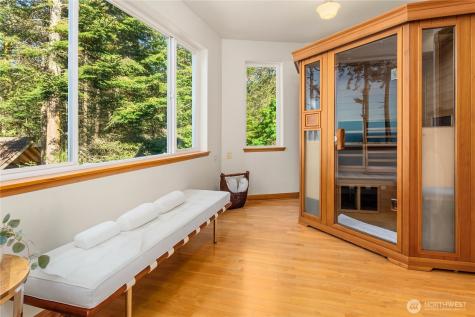 1744 Gasman Road Port Angeles WA 98362