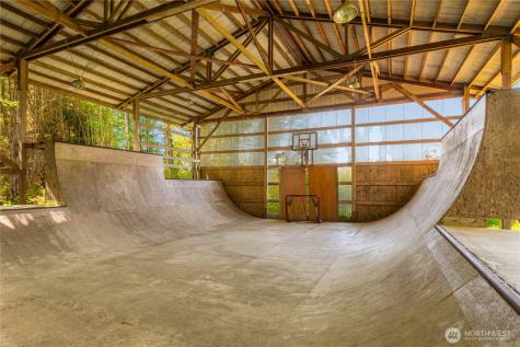 1744 Gasman Road Port Angeles WA 98362