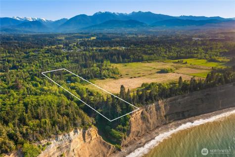 1744 Gasman Road Port Angeles WA 98362