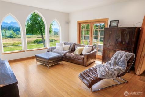 1744 Gasman Road Port Angeles WA 98362