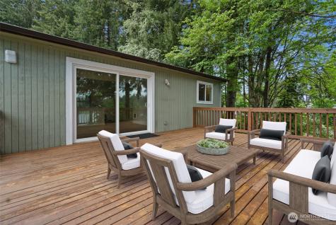 3502 Long Lake Drive SE Lacey WA 98503