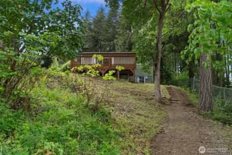 3502 Long Lake Drive SE Lacey WA 98503