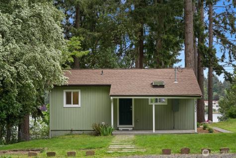 3502 Long Lake Drive SE Lacey WA 98503
