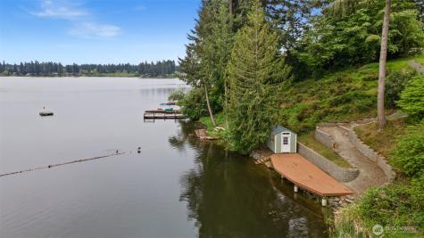 3502 Long Lake Drive SE Lacey WA 98503
