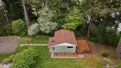 3502 Long Lake Drive SE Lacey WA 98503