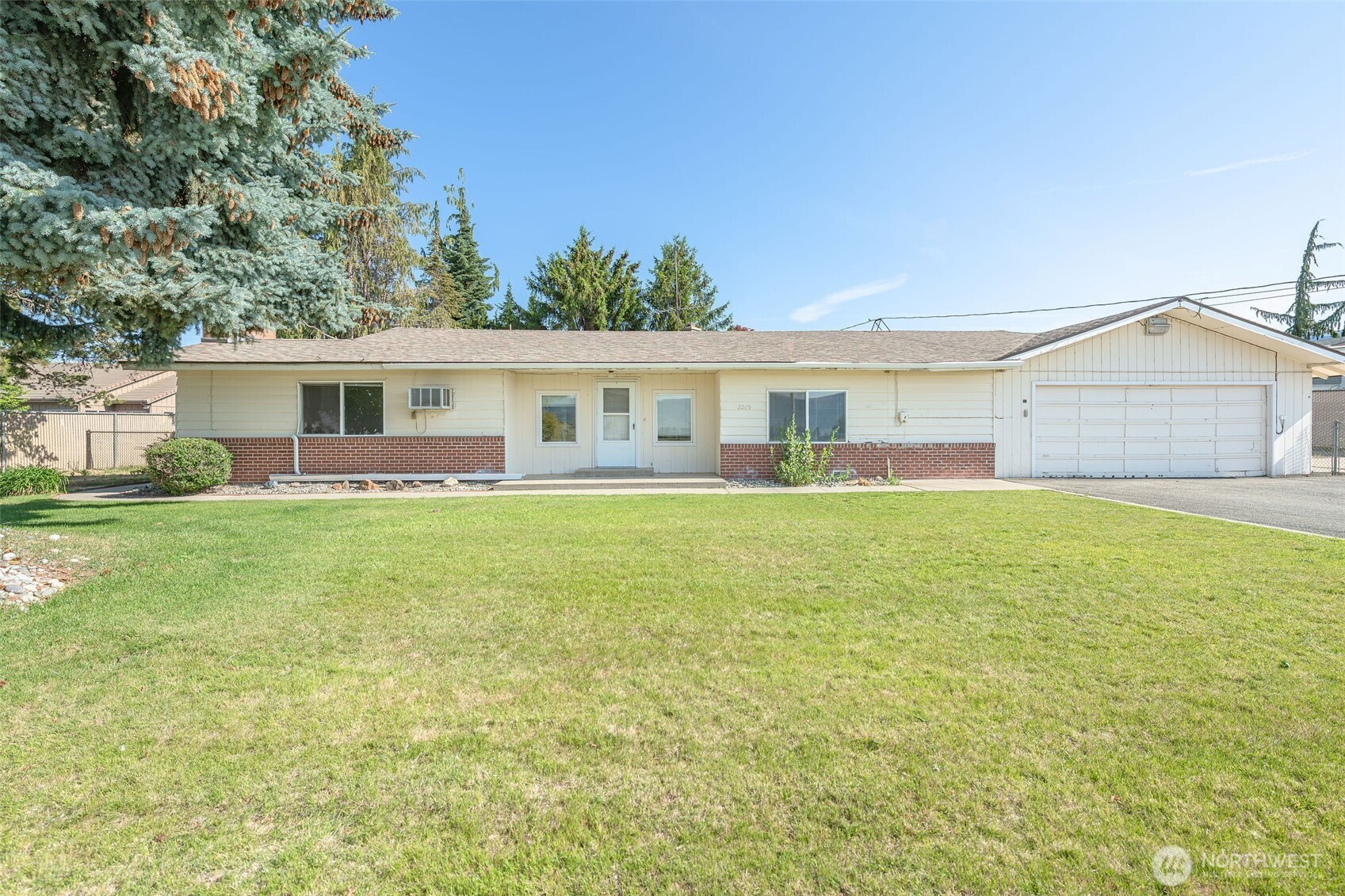 2265 5th Street NE East Wenatchee WA 98802