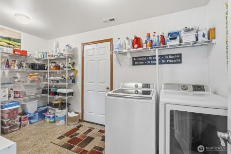 1804 Harborview Drive Aberdeen WA 98520