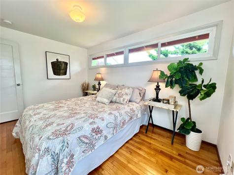 7919 45th Avenue S Seattle WA 98118