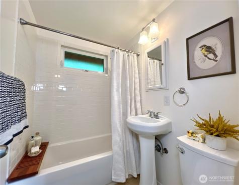 7919 45th Avenue S Seattle WA 98118