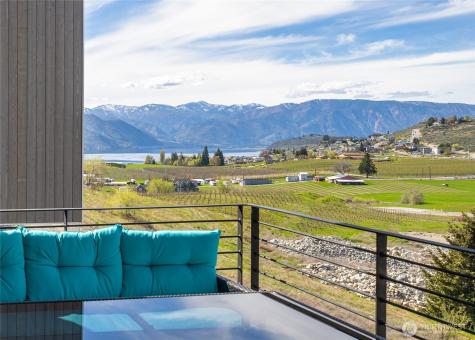 1414 Cottage Lane Chelan WA 98816