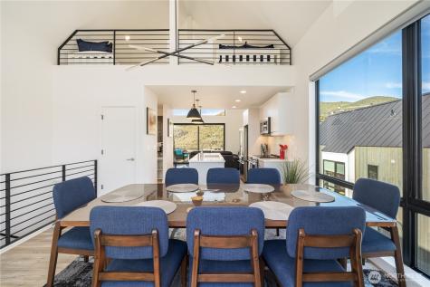 1414 Cottage Lane Chelan WA 98816