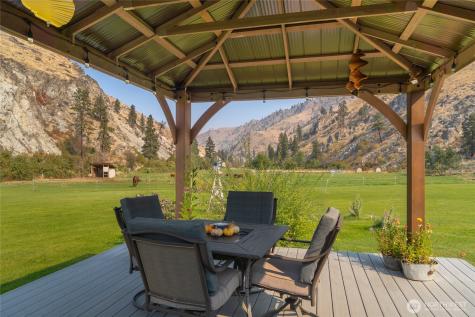 2560 Antione Creek Chelan WA 98816