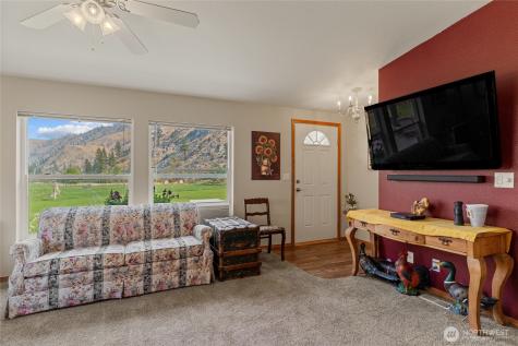 2560 Antione Creek Chelan WA 98816