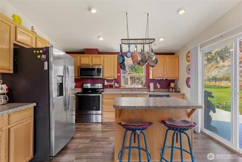 2560 Antione Creek Chelan WA 98816