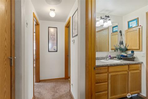 2560 Antione Creek Chelan WA 98816