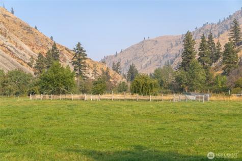 2560 Antione Creek Chelan WA 98816