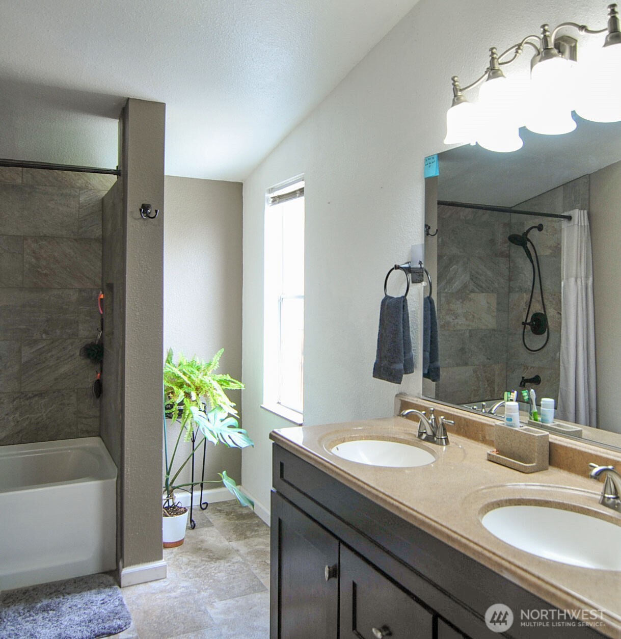 1698 Sunset Drive Wenatchee WA 98801