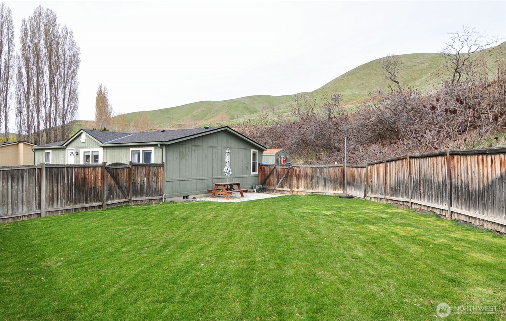 1698 Sunset Drive Wenatchee WA 98801