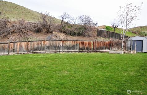 1698 Sunset Drive Wenatchee WA 98801