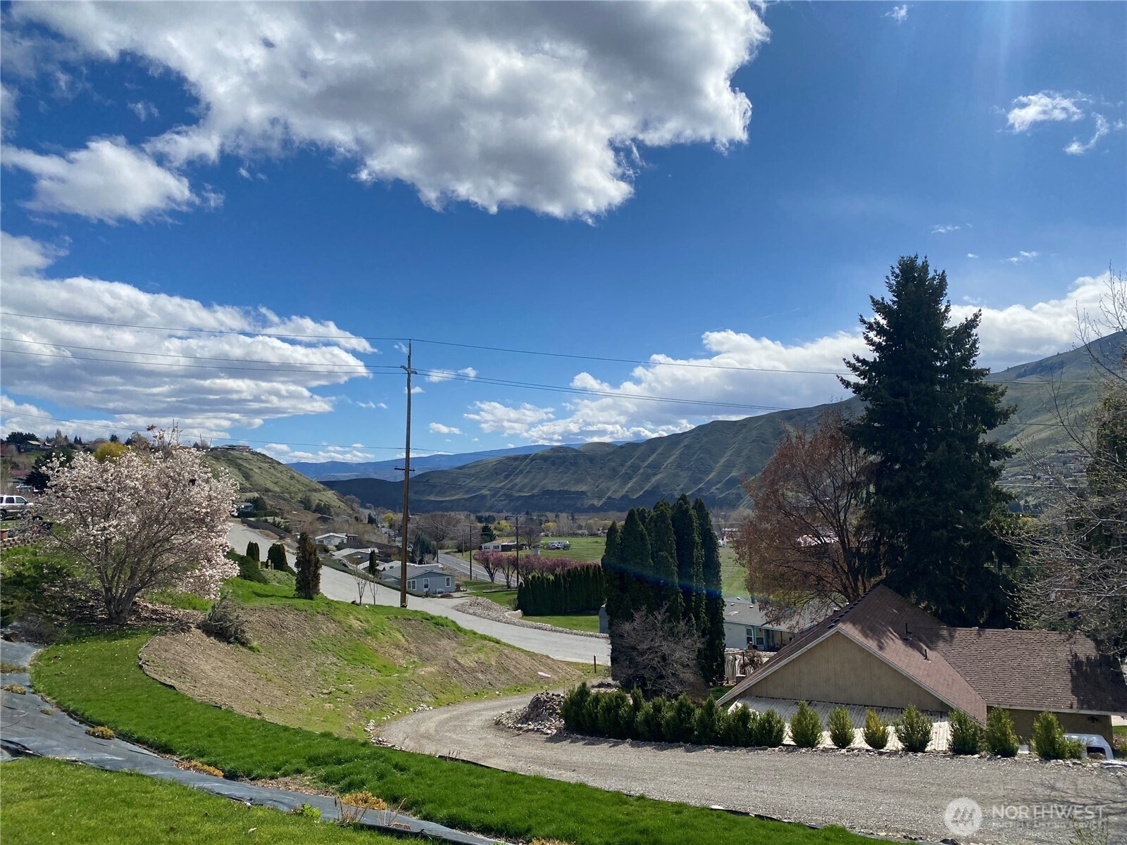 1698 Sunset Drive Wenatchee WA 98801