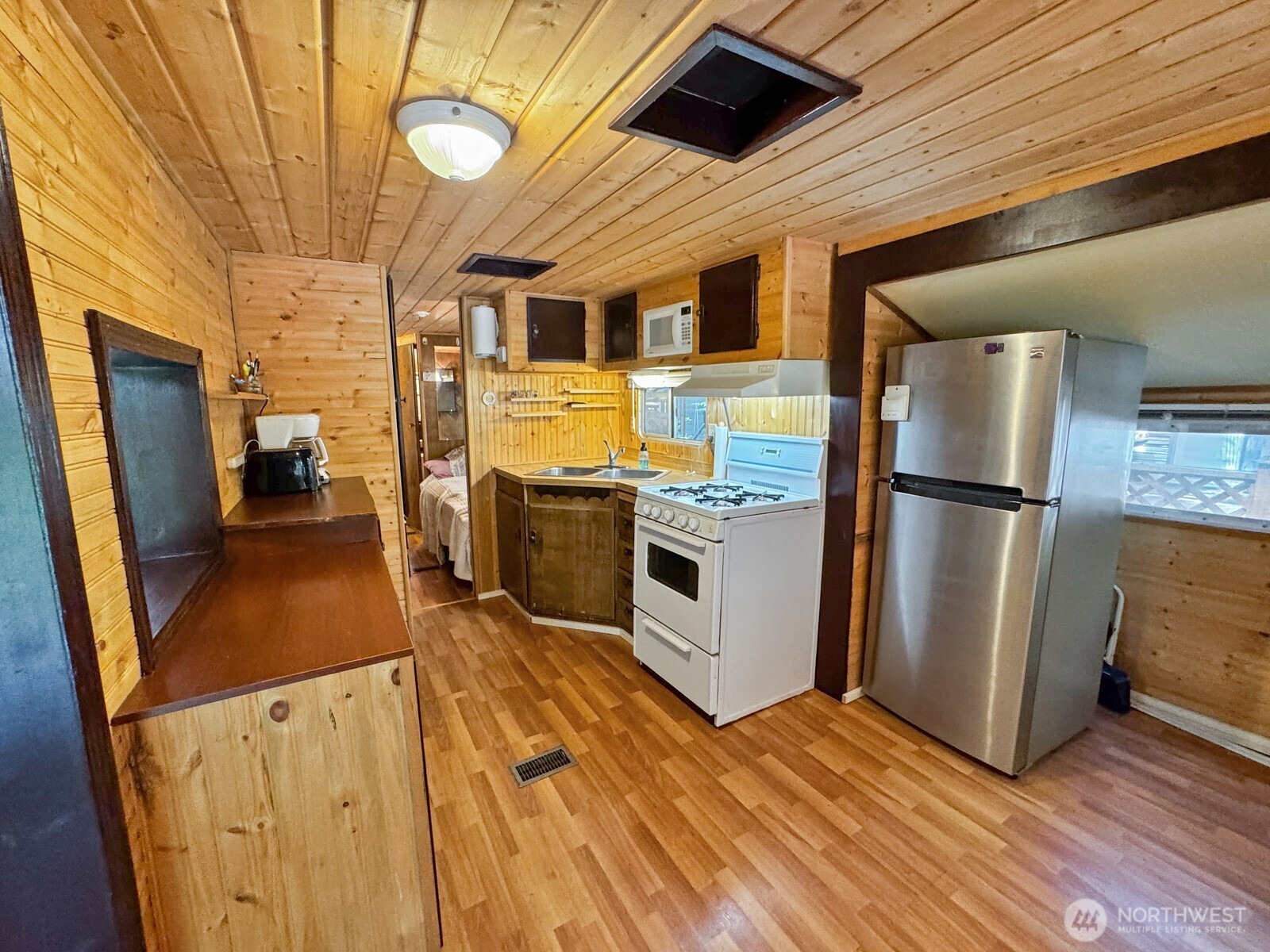 107 Sunset Circle Deming WA 98244