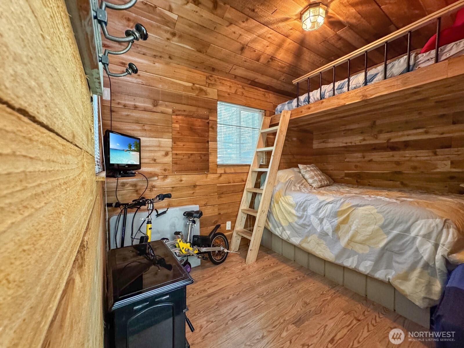 107 Sunset Circle Deming WA 98244