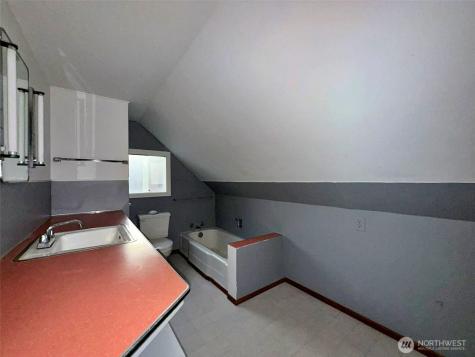 137 Glenoma Road Glenoma WA 98336