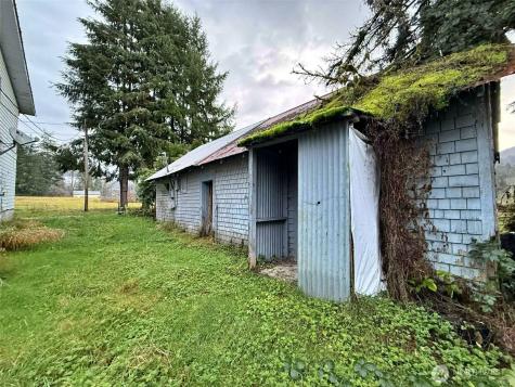 137 Glenoma Road Glenoma WA 98336
