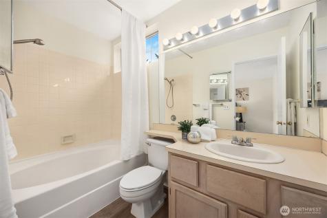 11512 NE 115th Court Kirkland WA 98033