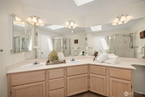 11512 NE 115th Court Kirkland WA 98033