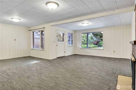 921 Sunset Way Bellevue WA 98004