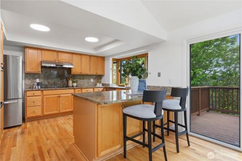 5617 134th Ave SE Bellevue WA 98006