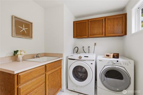 5617 134th Ave SE Bellevue WA 98006