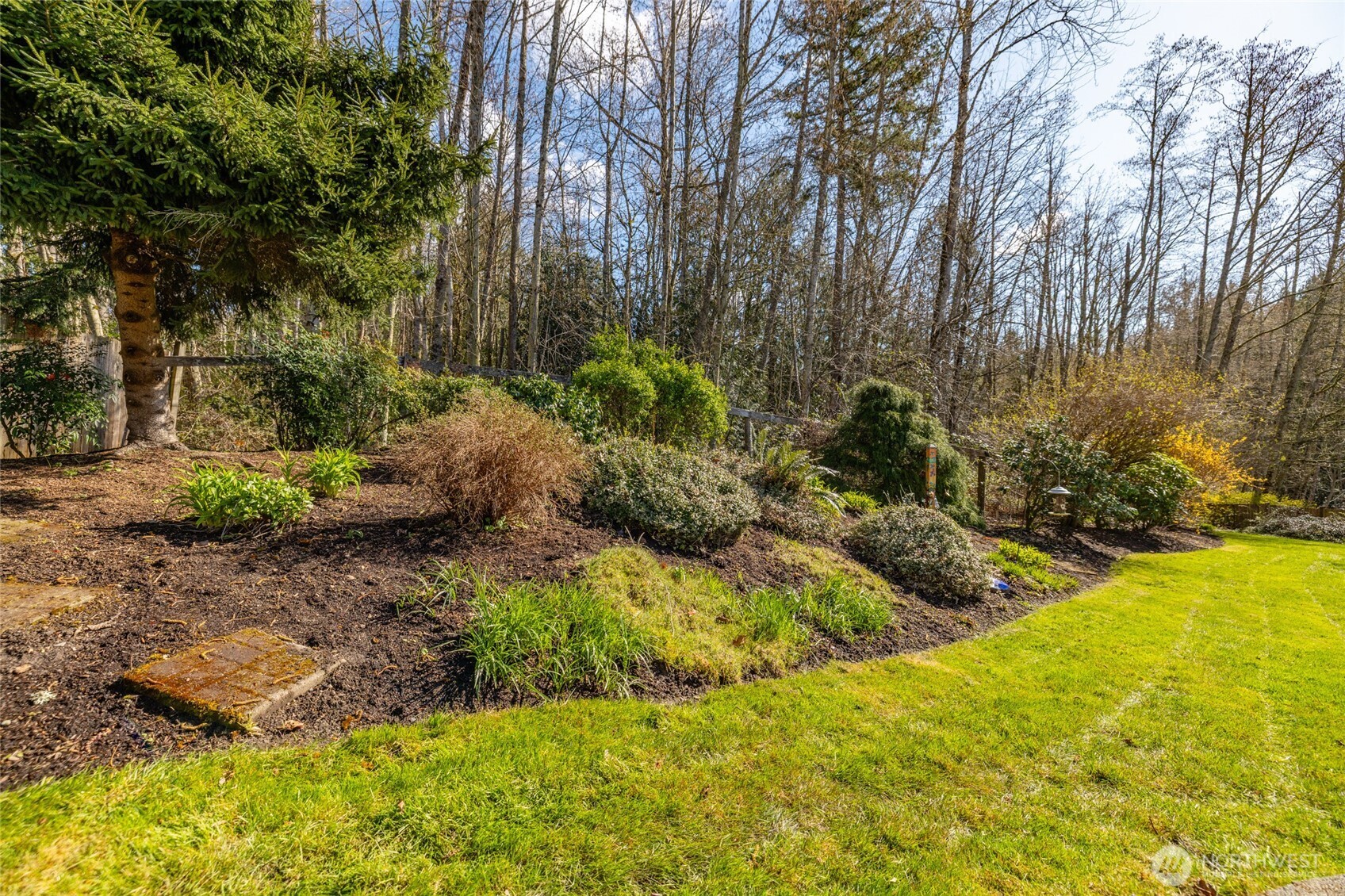 1014 S 38th Place Mount Vernon WA 98274