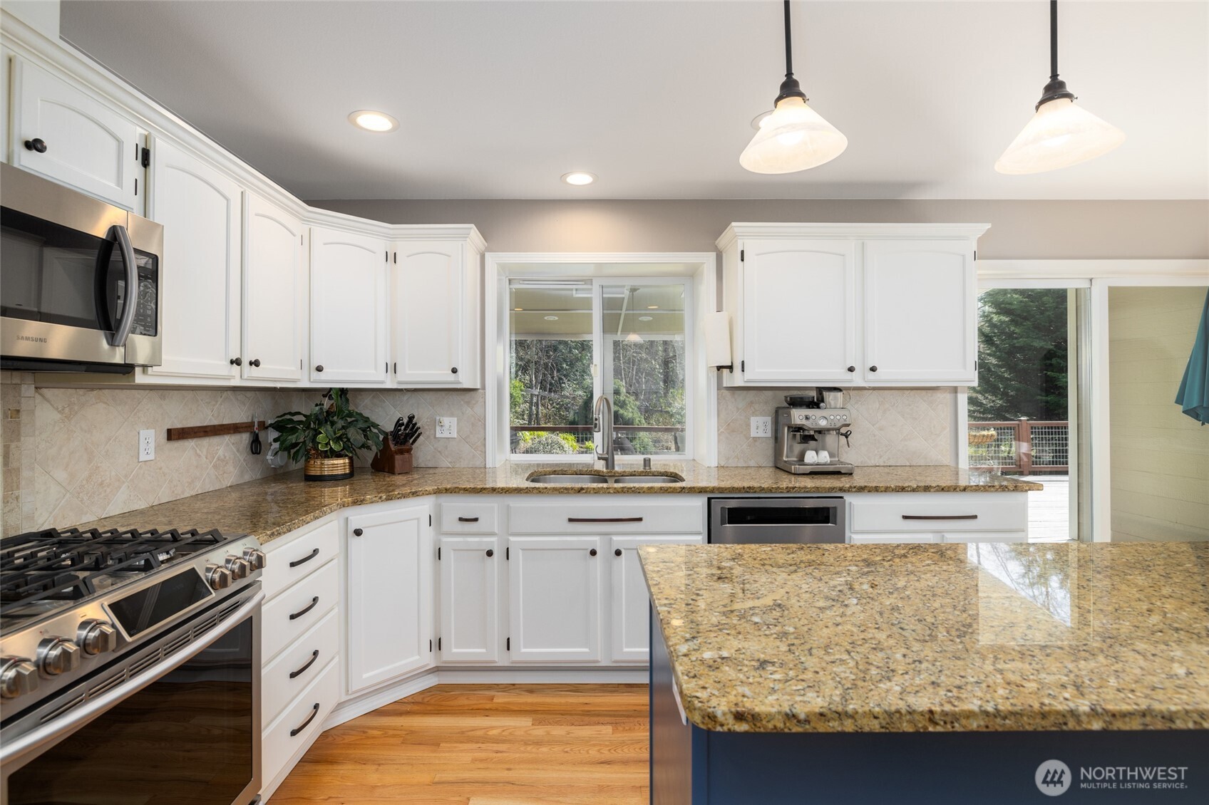 1014 S 38th Place Mount Vernon WA 98274