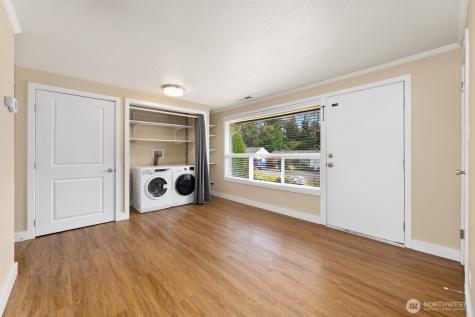 23304 55th Avenue W Mountlake Terrace WA 98043