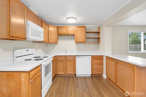23304 55th Avenue W Mountlake Terrace WA 98043