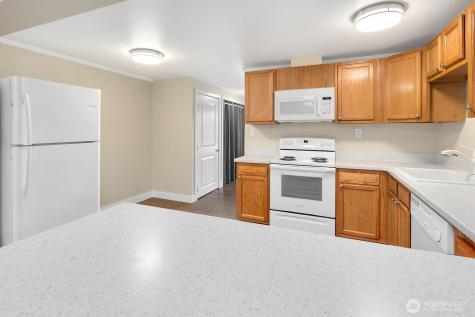 23304 55th Avenue W Mountlake Terrace WA 98043