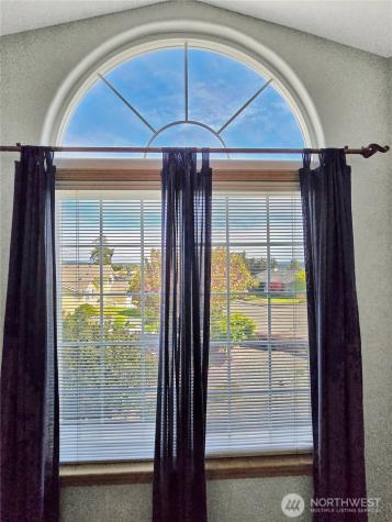 710 SW Echo Loop Oak Harbor WA 98277