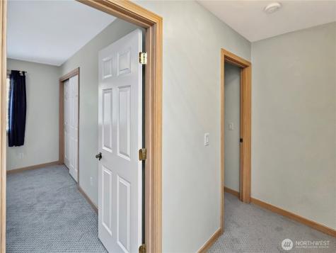 710 SW Echo Loop Oak Harbor WA 98277