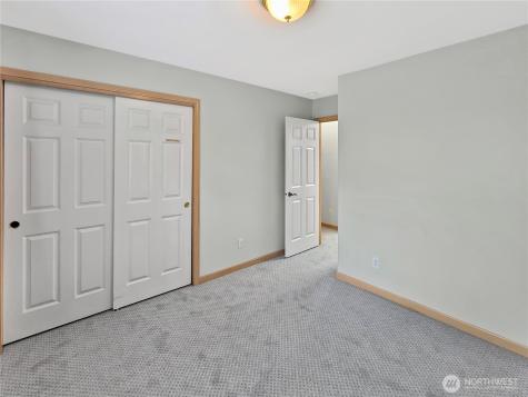 710 SW Echo Loop Oak Harbor WA 98277