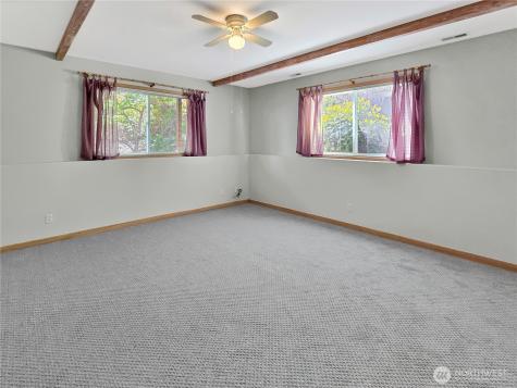710 SW Echo Loop Oak Harbor WA 98277