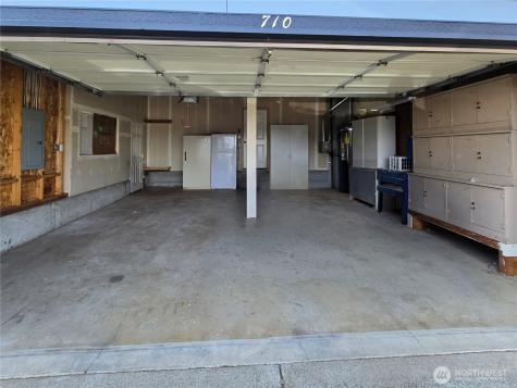 710 SW Echo Loop Oak Harbor WA 98277